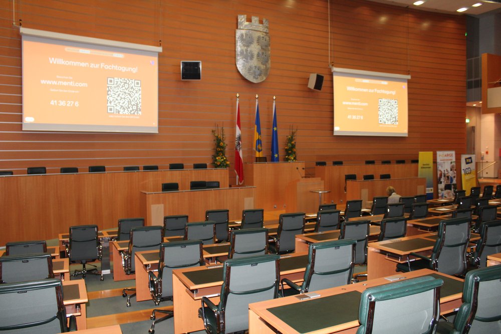 Die interaktive Fachtagung der NÖ ARGE für Pflege und Betreuung unter dem Titel "Digitalisierung - Unterstützung, Lösung? Mut!" fand am 18.10.2023 im NÖ Landtagssaal in St. Pölten statt; 