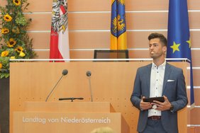Moderator Jürgen Winterleitner, B.Sc. führte in bewährter Weise durch die Fachtagung der NÖ ARGE für Pflege und Betreuung;