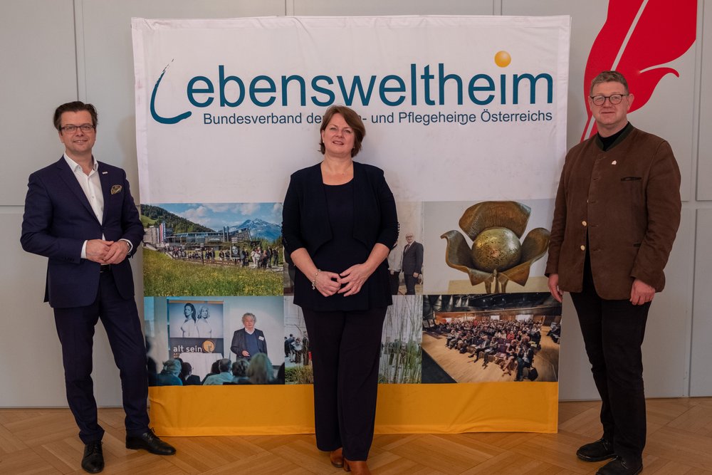 Die VertreterInnen des Lebenswelt Heim-Bundesverbandes bei der Pressekonferenz: Markus Mattersberger, MMSc, MBA, MAS, Michaela Schrumpf, Jakob Kabas, MBA (v.l.n.r.);